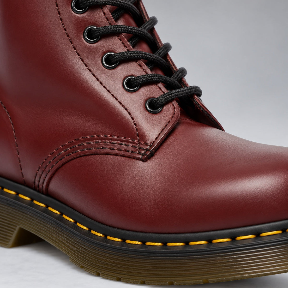 Martina™ -  Elegant women lace-up boot