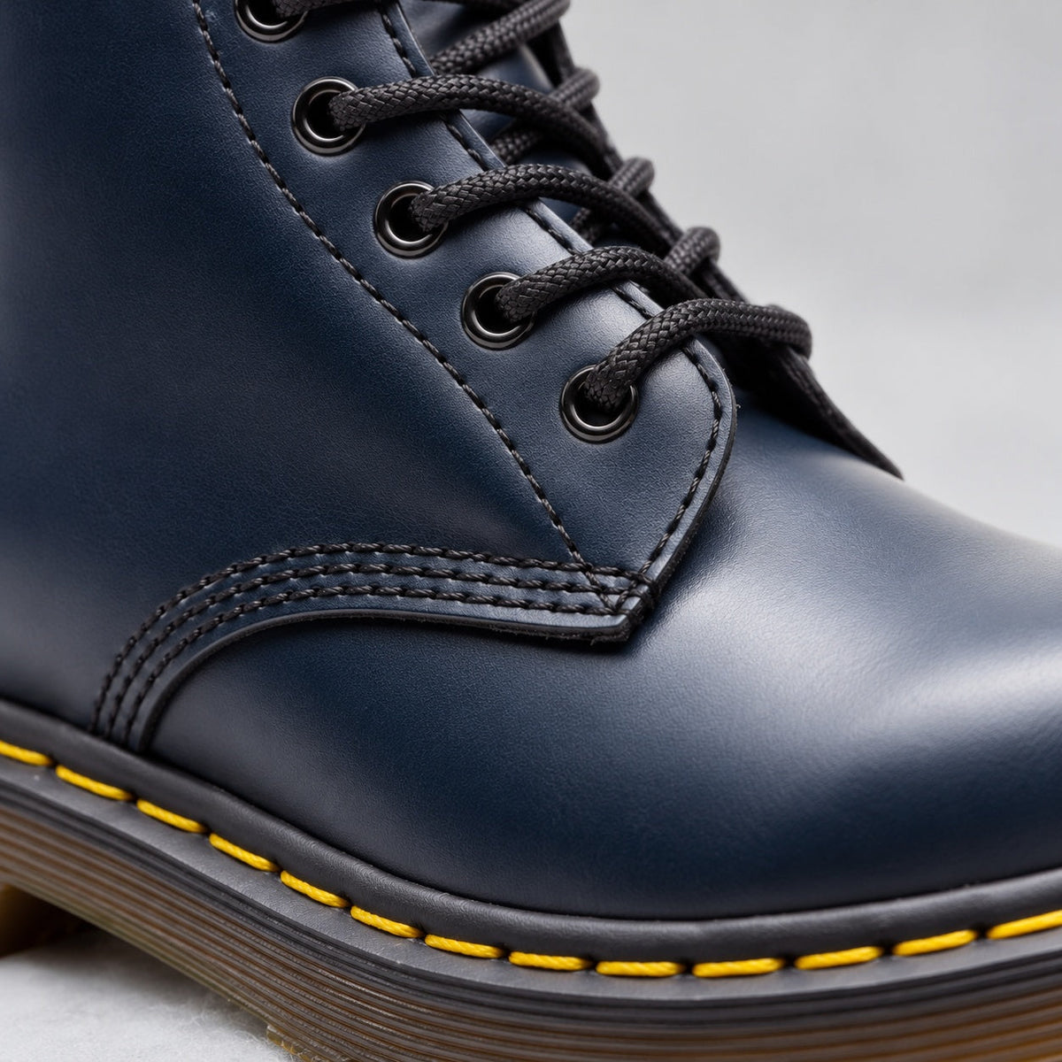 Martina™ -  Elegant women lace-up boot