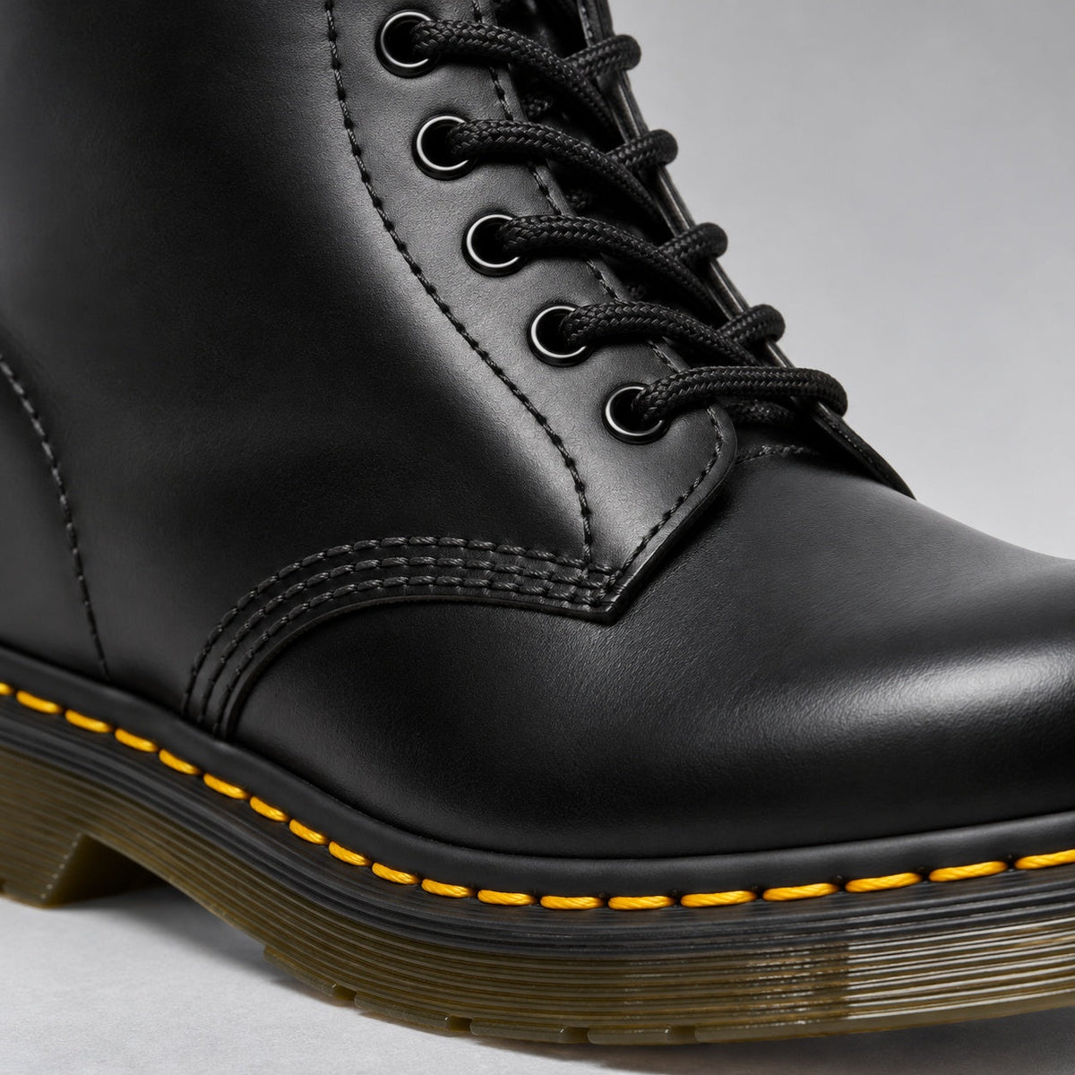 Martina™ -  Elegant women lace-up boot