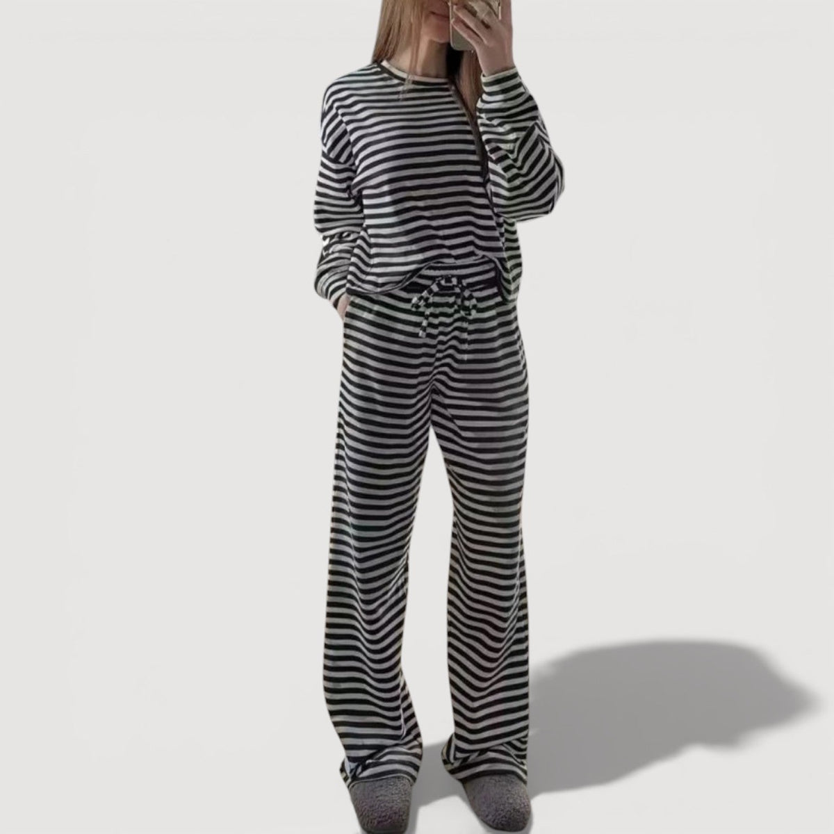 MEL –  RELAXED LOUNGE SET
