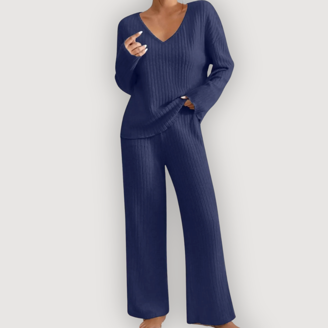 BRONTE – RELAXED KNIT SET