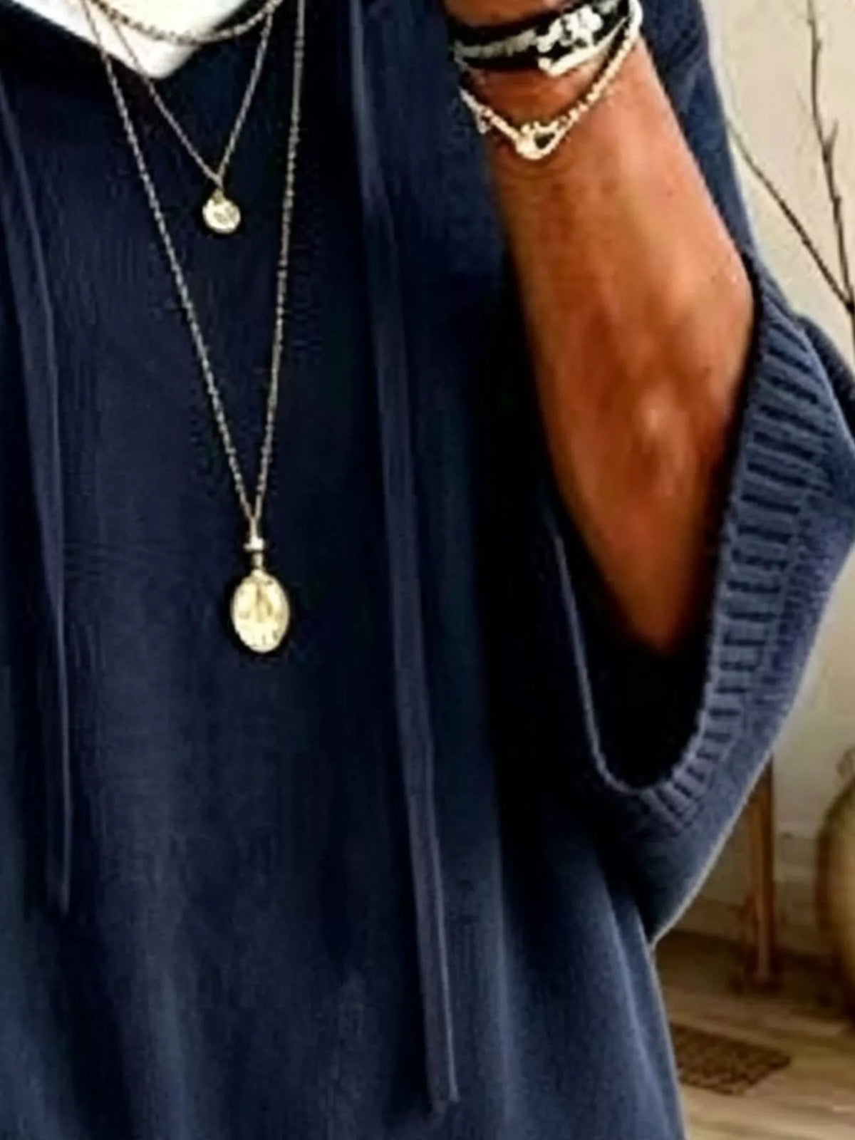 Rose – Poncho Sweater