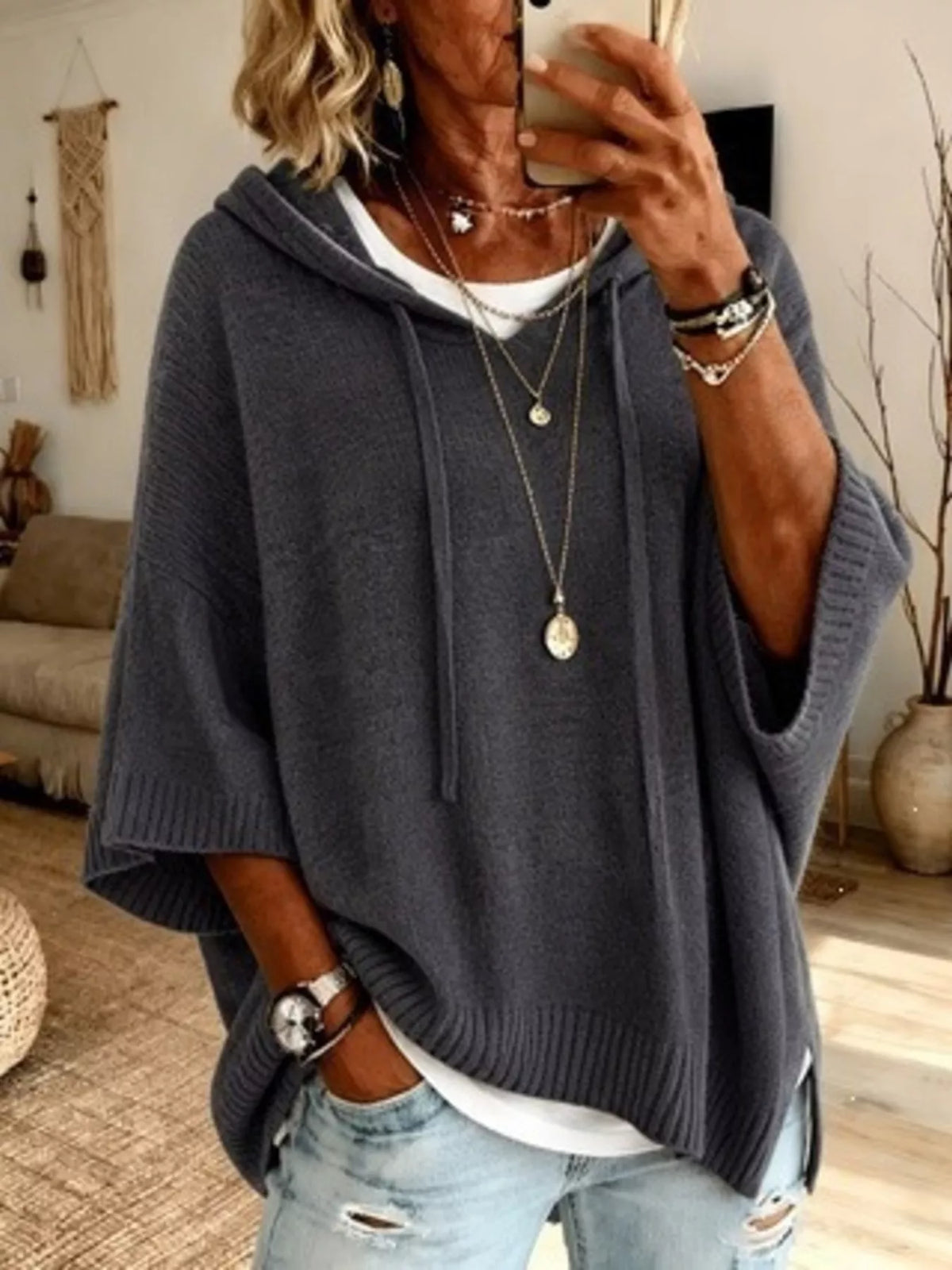Rose – Poncho Sweater