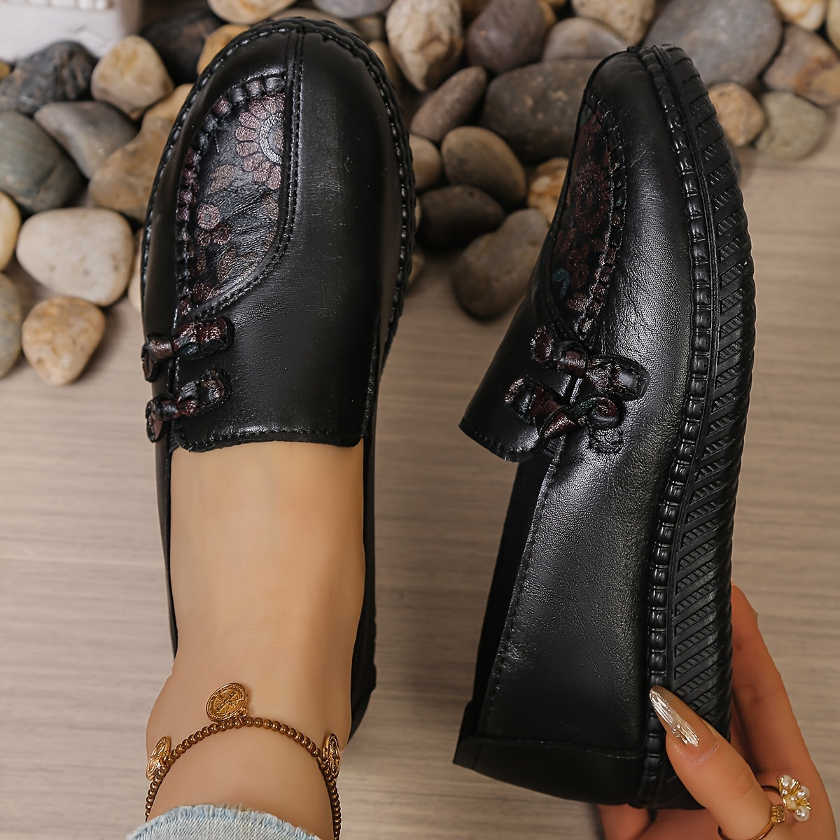 Winifred™ | Floral Detail Comfort Loafers