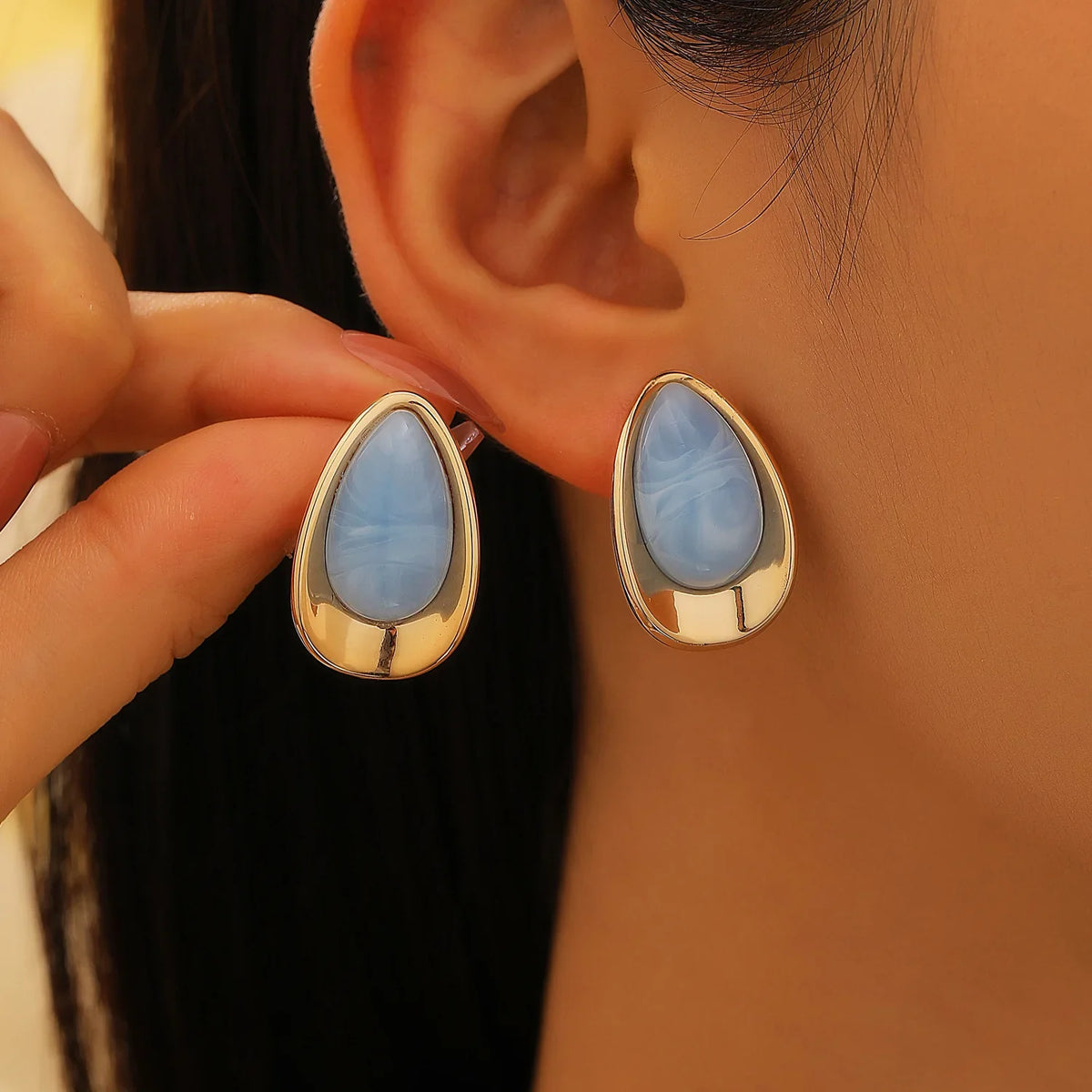 Contour Élan Earrings