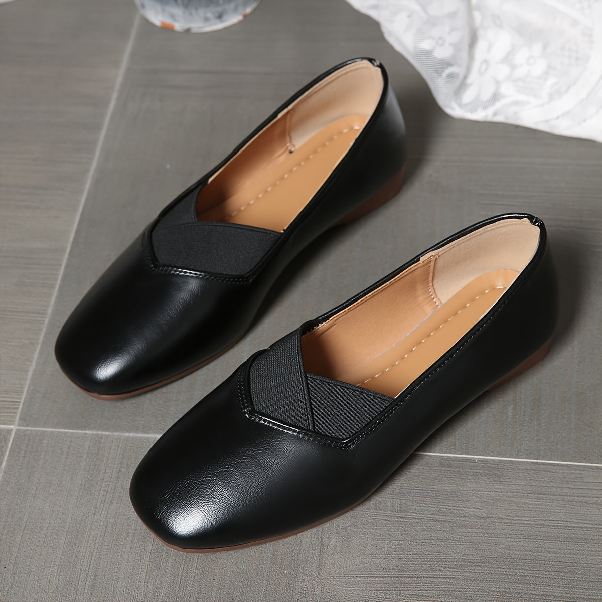 Delphine™ | Cross-Strap Square-Toe Flats