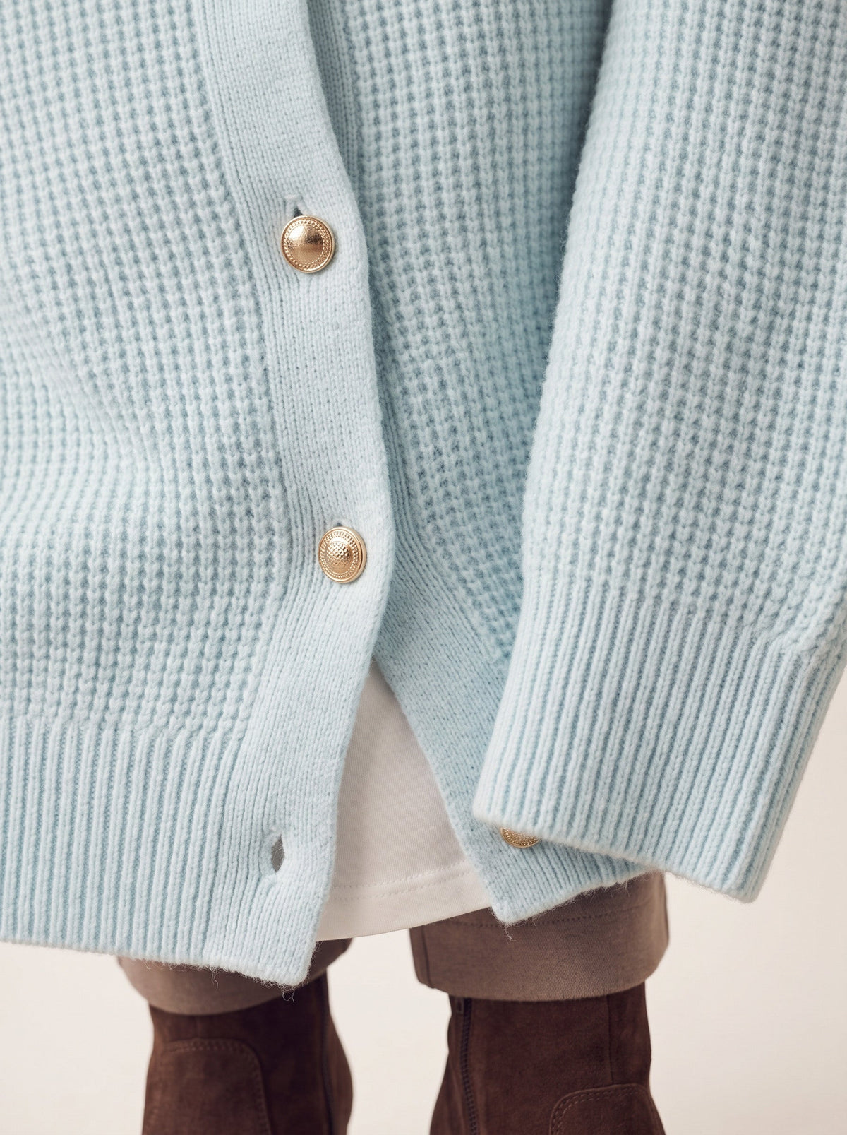 Gaya | Button Cropped Knit Cardigan