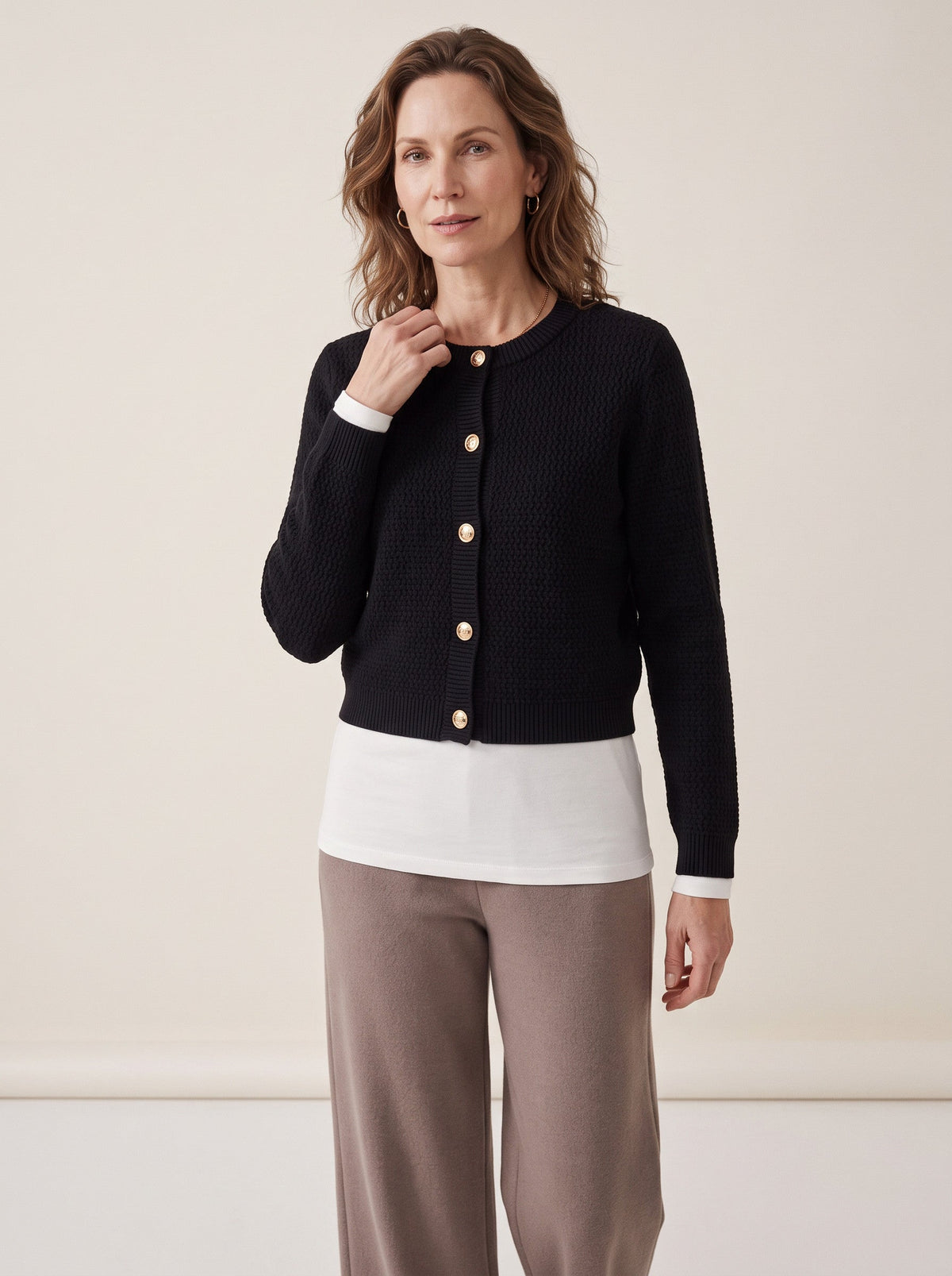 Gaya | Button Cropped Knit Cardigan