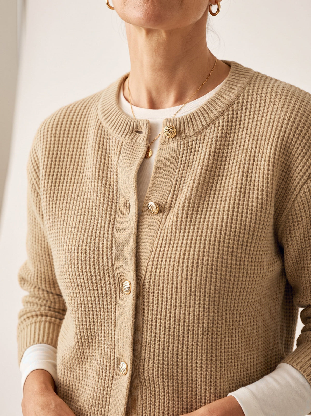 Gaya | Button Cropped Knit Cardigan