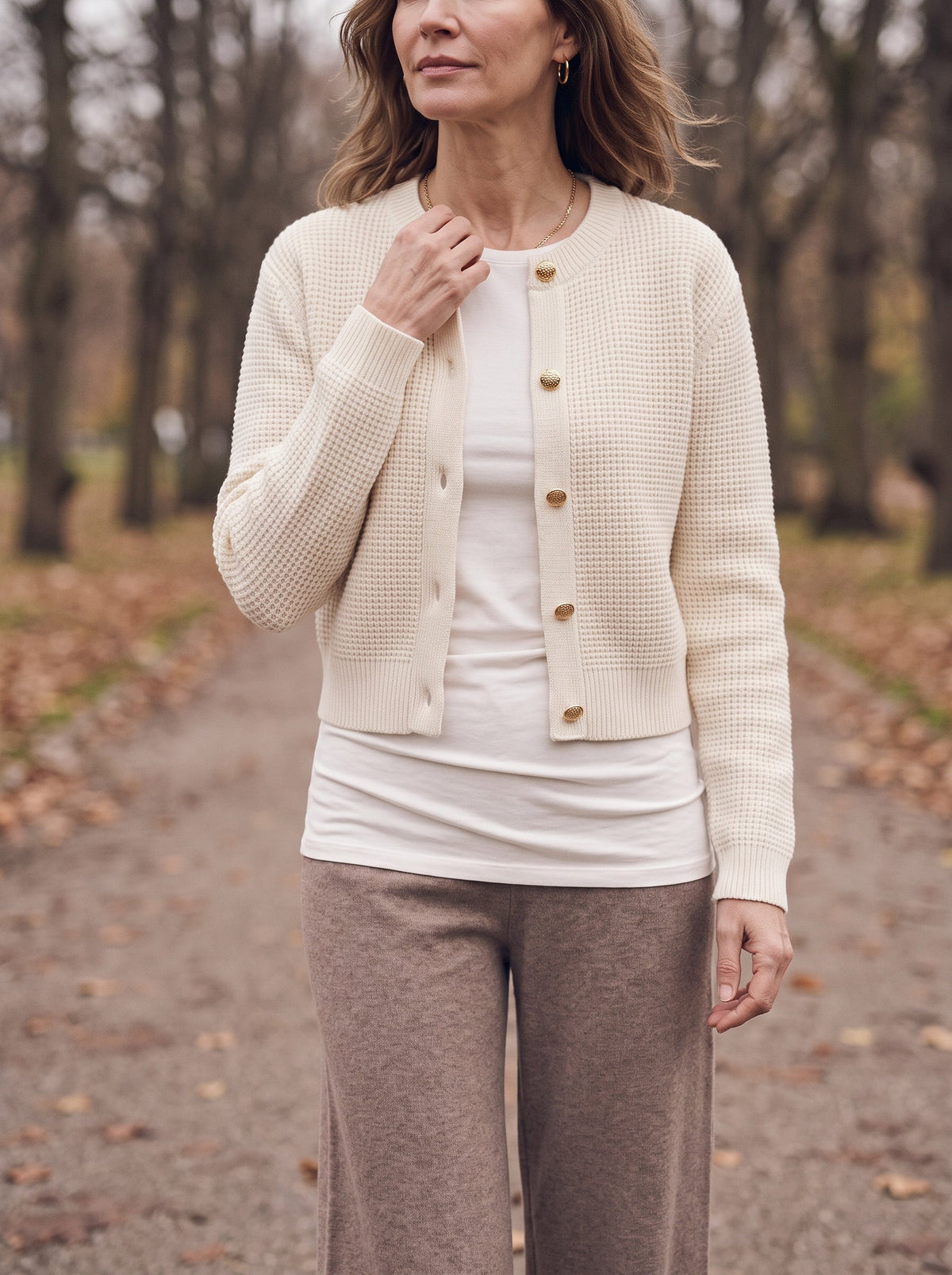 Gaya | Button Cropped Knit Cardigan