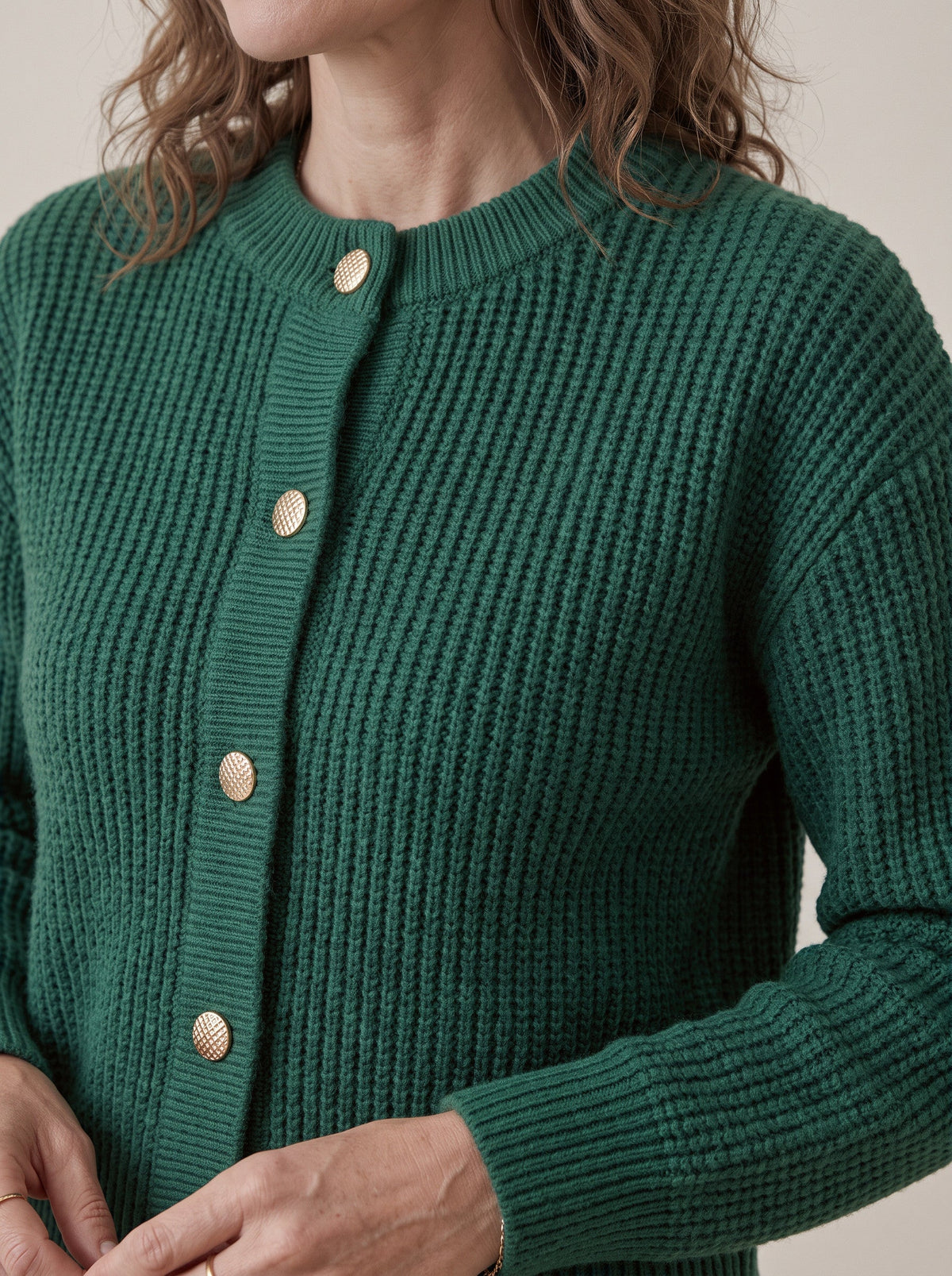 Gaya | Button Cropped Knit Cardigan