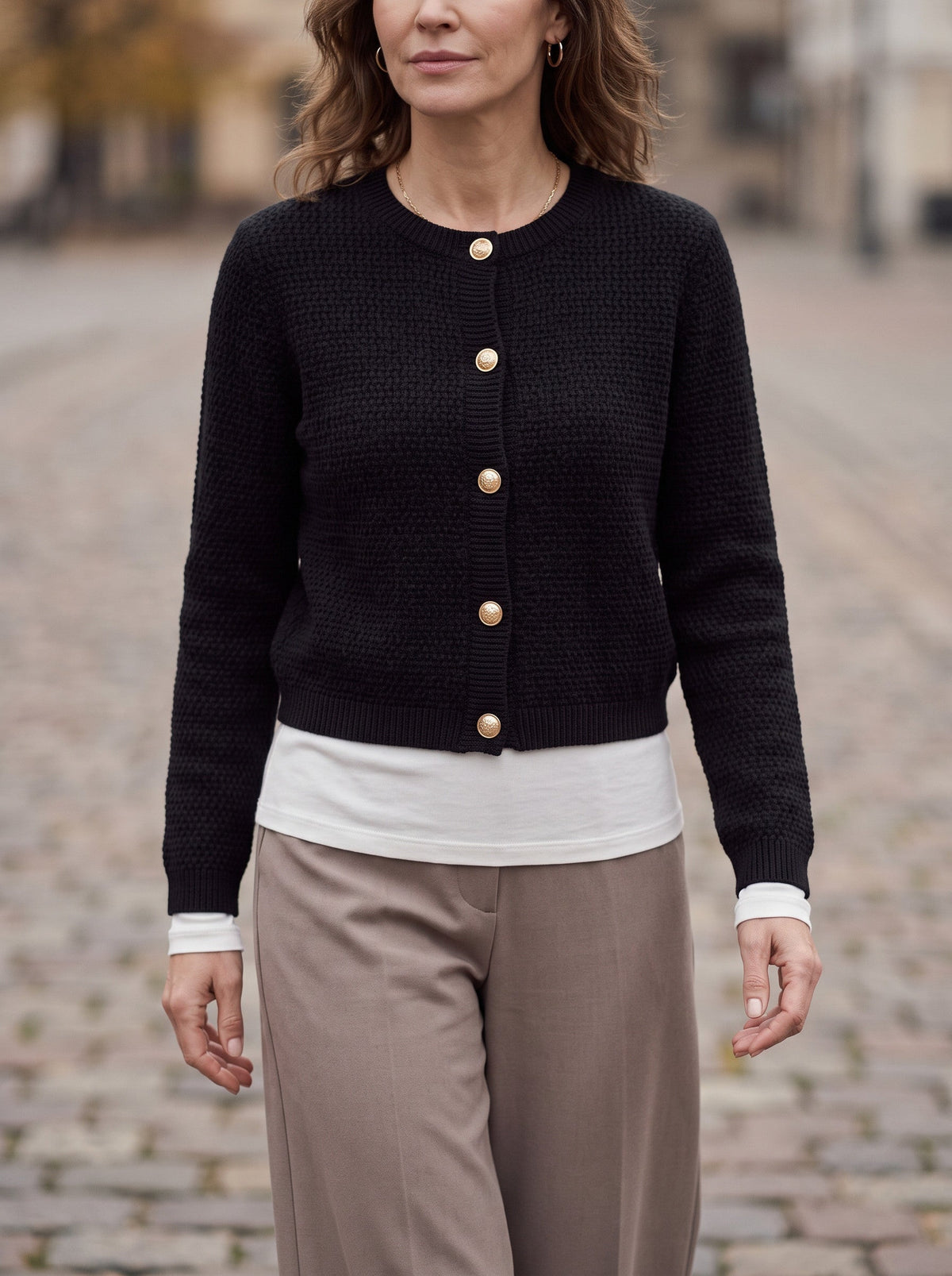 Gaya | Button Cropped Knit Cardigan